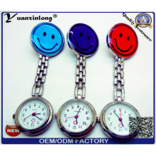 Reloj de cuarzo lujoso de la enfermera del metal Yxl-953 con Rhinestone Reloj médico profesional de las enfermeras de plata / dorado